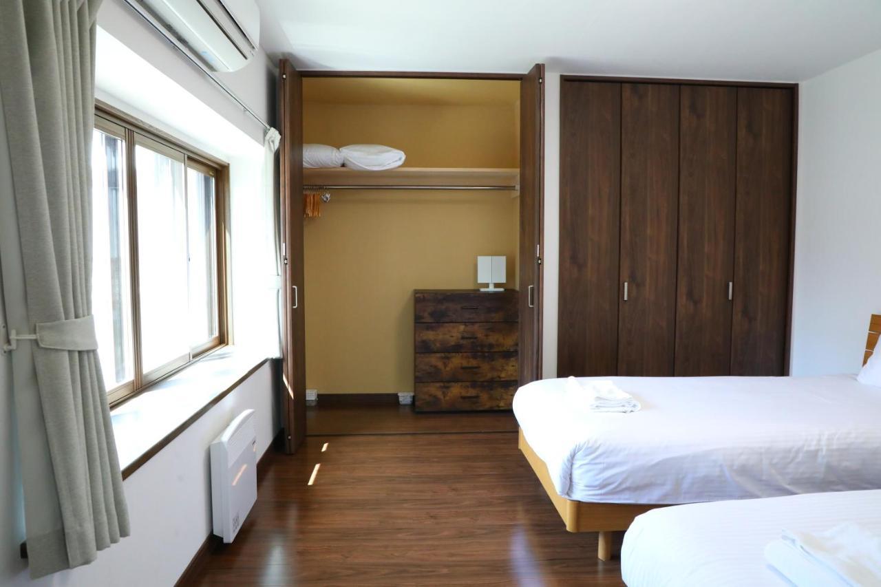 הוילה Kashiwa House Nakafurano מראה חיצוני תמונה