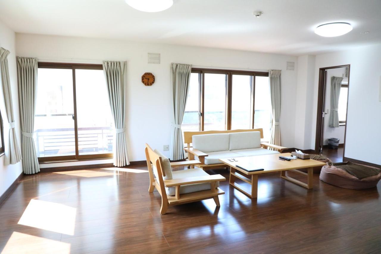 הוילה Kashiwa House Nakafurano מראה חיצוני תמונה