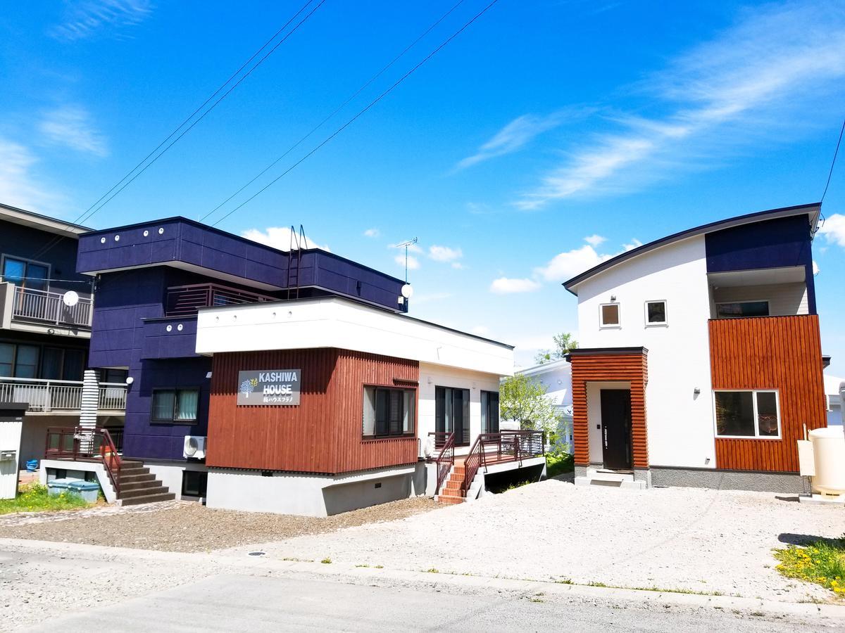 הוילה Kashiwa House Nakafurano מראה חיצוני תמונה