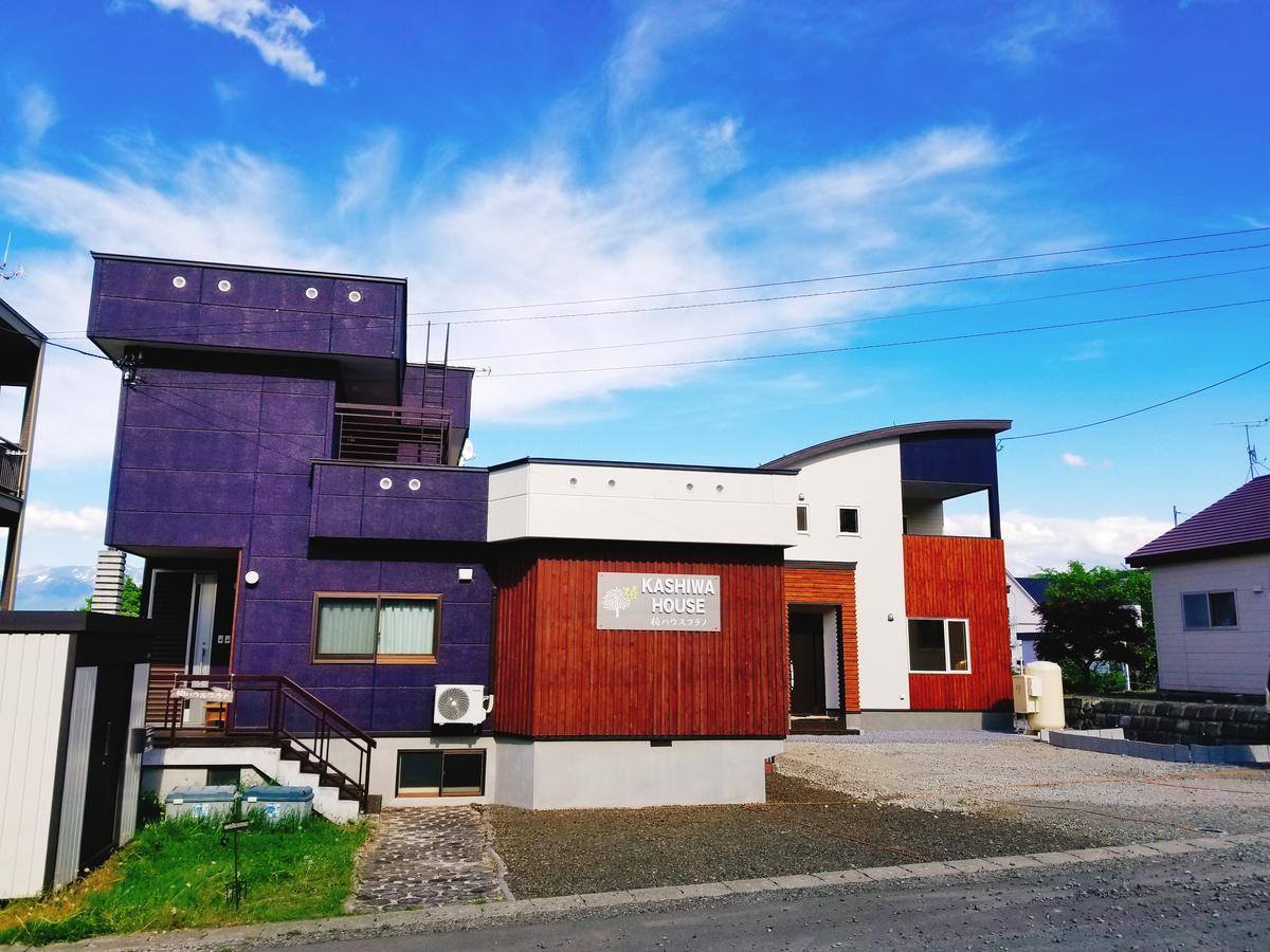 הוילה Kashiwa House Nakafurano מראה חיצוני תמונה