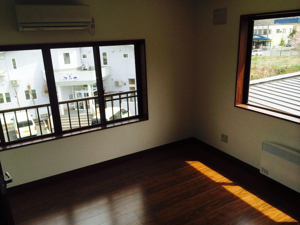 הוילה Kashiwa House Nakafurano מראה חיצוני תמונה
